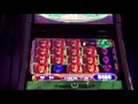 640% First deposit bonus at Casinia Casino