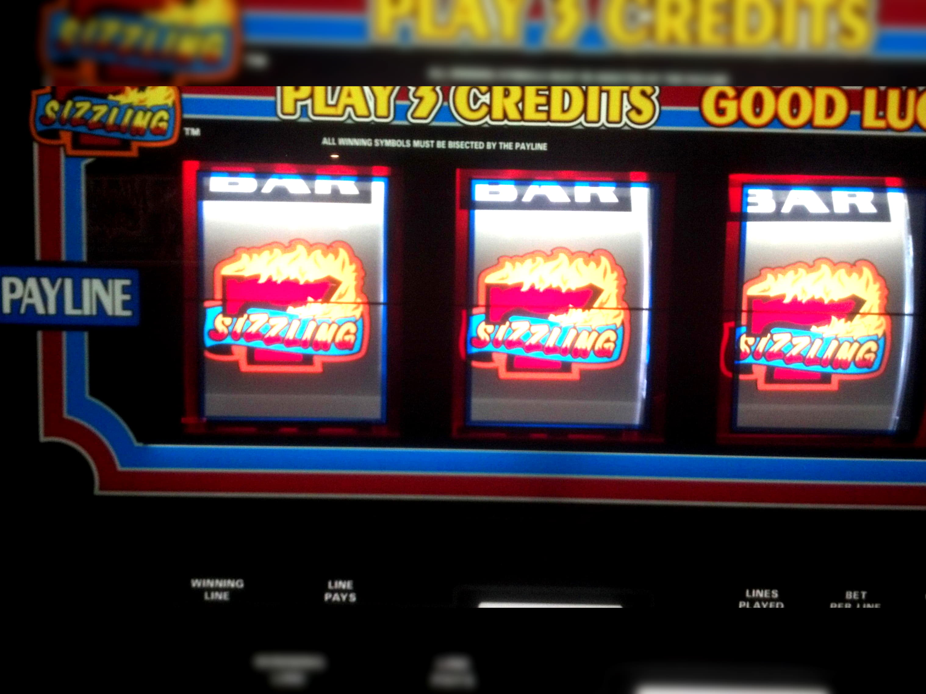 EUR 960 Daily freeroll slot tournament at Party Casino