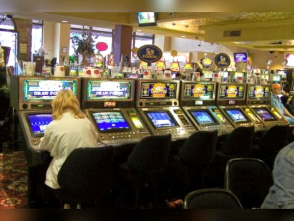35 FREE Spins at Alf Casino