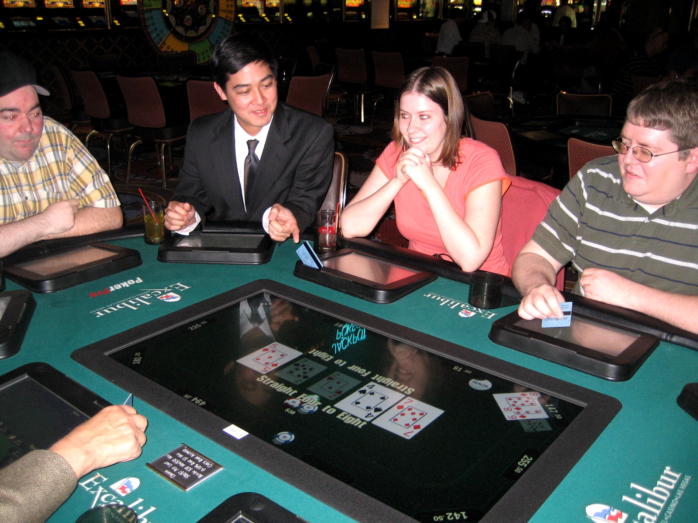 135 Free Spins no deposit casino at Unique Casino