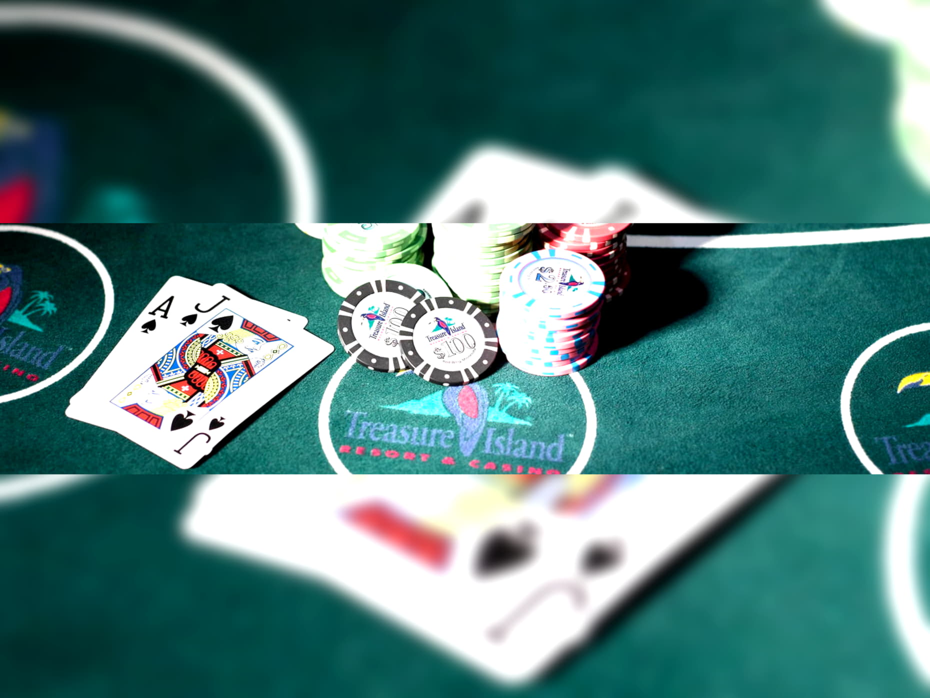 925% casino match bonus at Mrgreen Casino