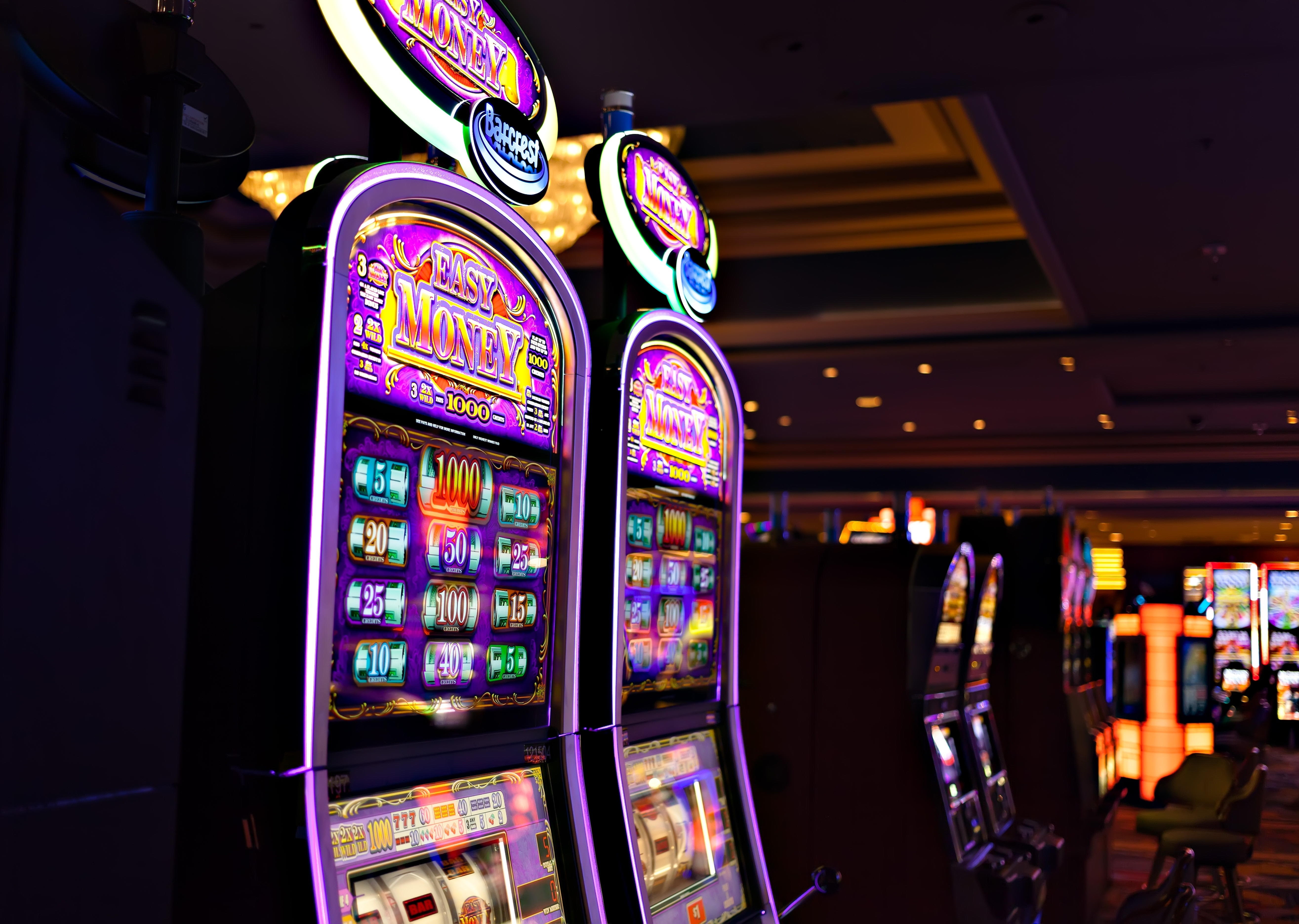 EUR 3935 No deposit casino bonus at Genesis Casino