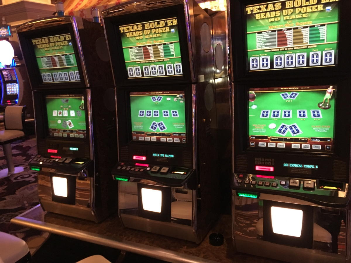 EURO 3240 NO DEPOSIT at Casinia Casino