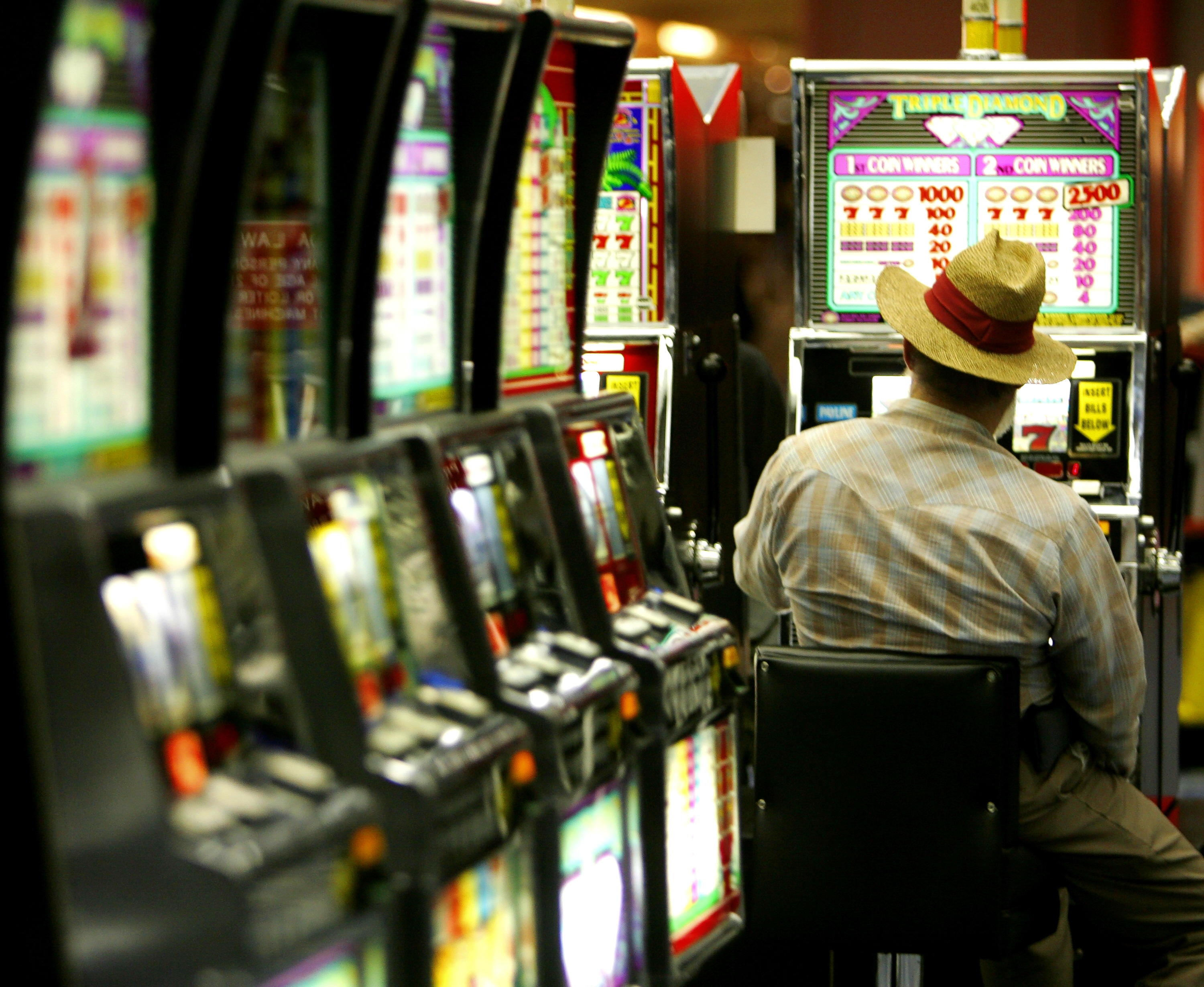 EUR 575 Free Chip at YoYo Casino