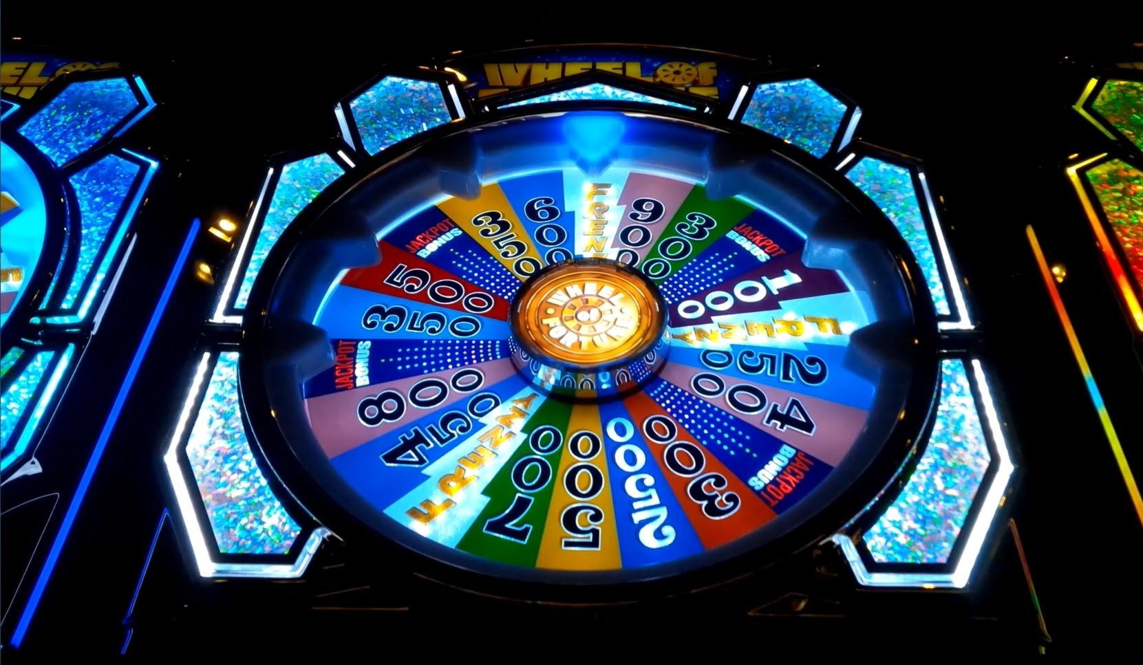 £370 Daily freeroll slot tournament at Zet Casino