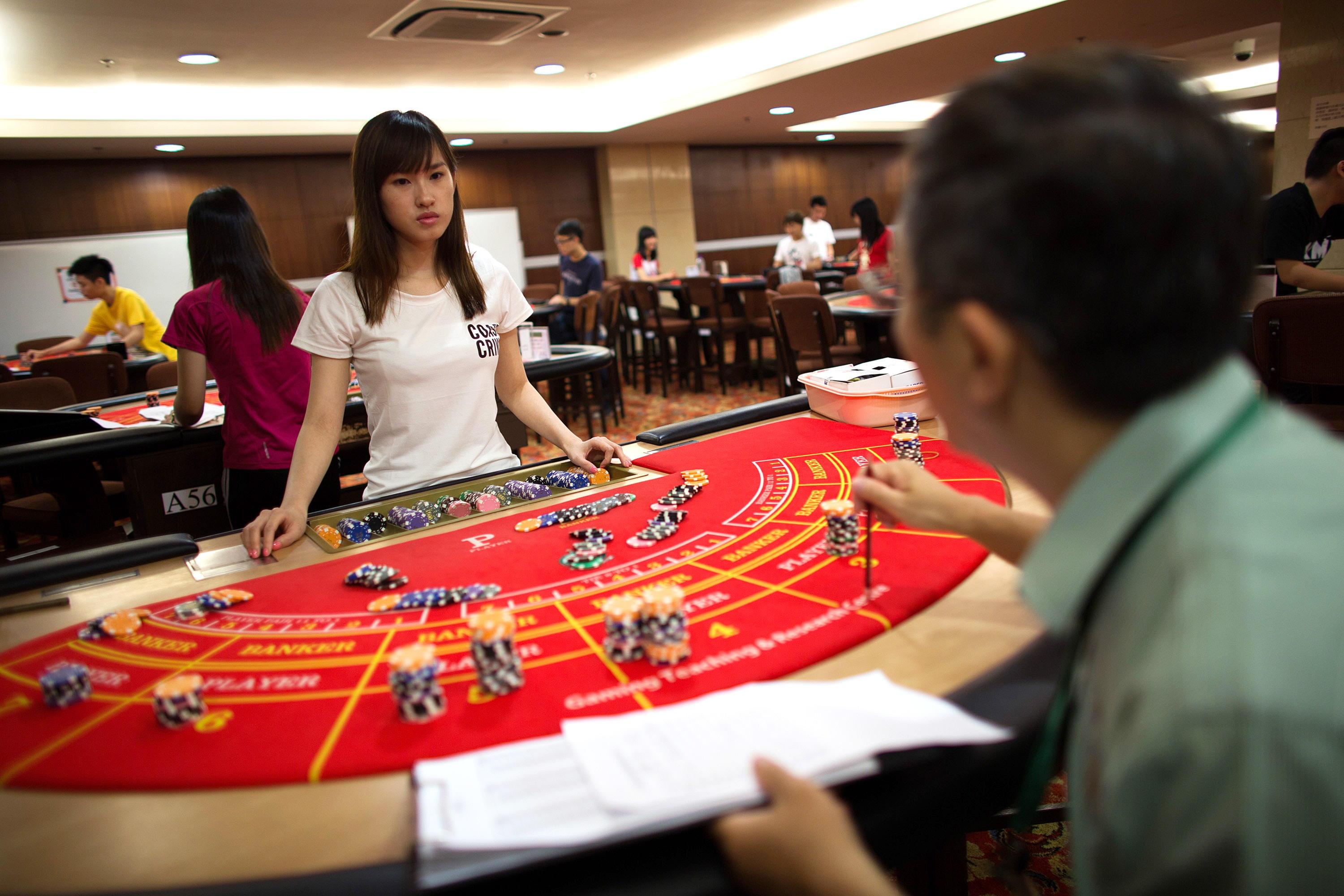 EUR 3820 No Deposit at Party Casino