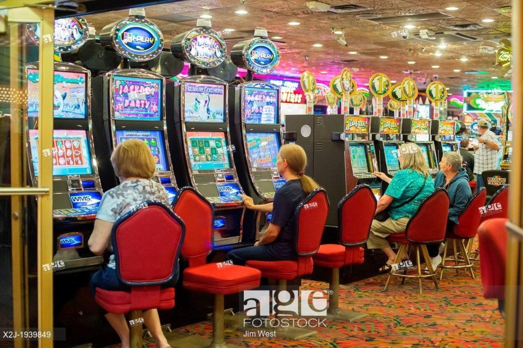 200 Free casino spins at Dunder Casino