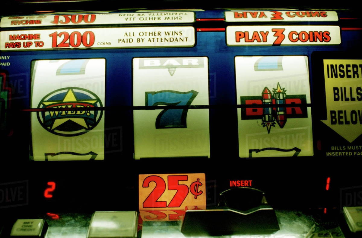 235 Trial Spins at Dunder Casino