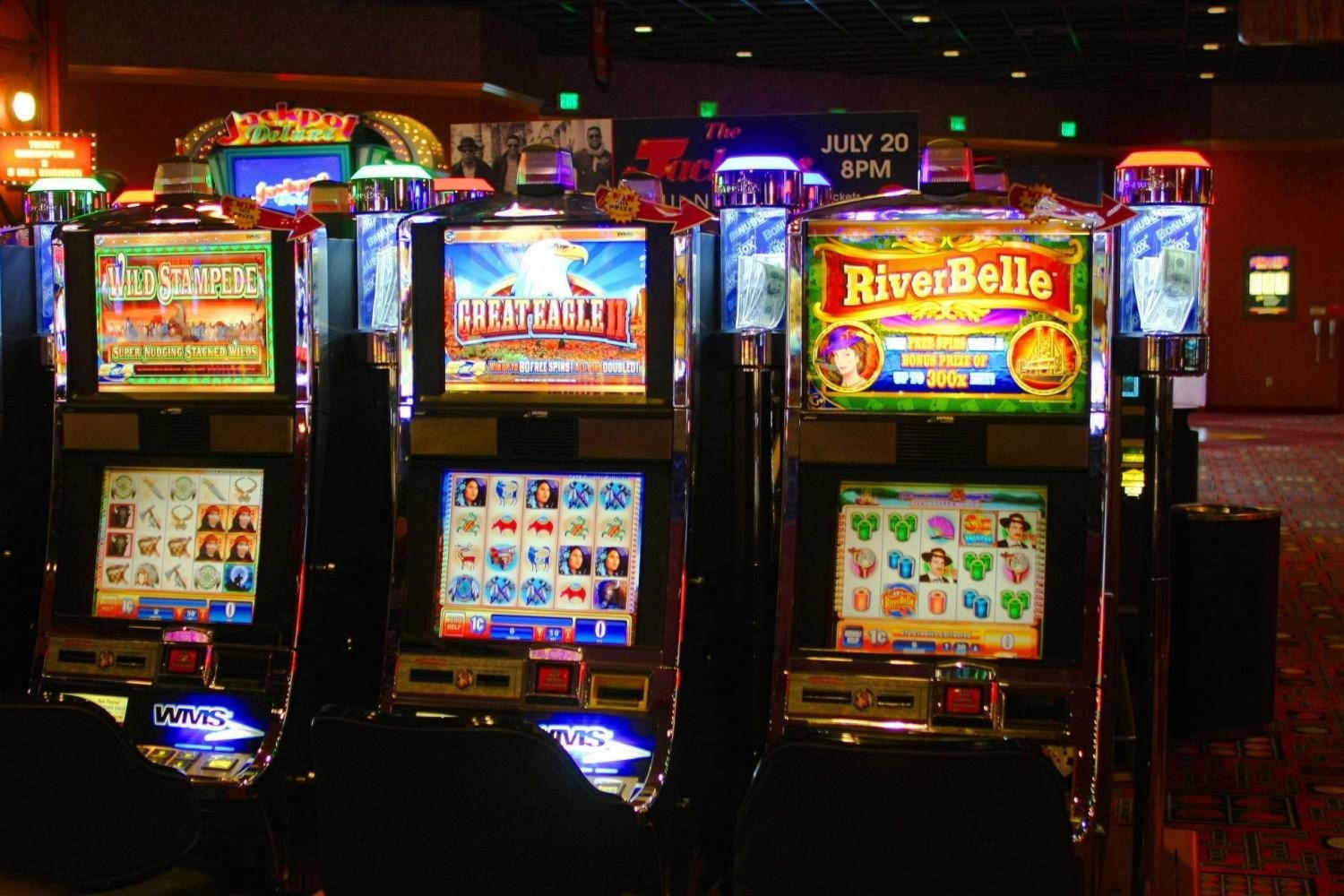 215 Free Spins no deposit at Casino com