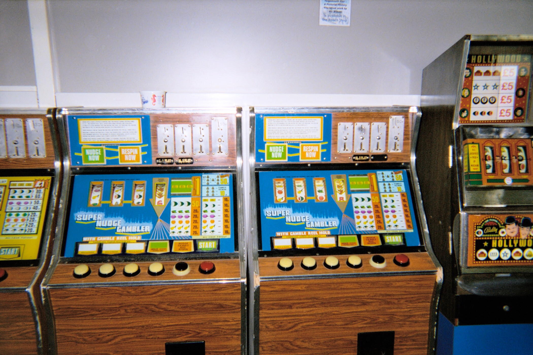 215 Free Spins at CasiPlay Casino