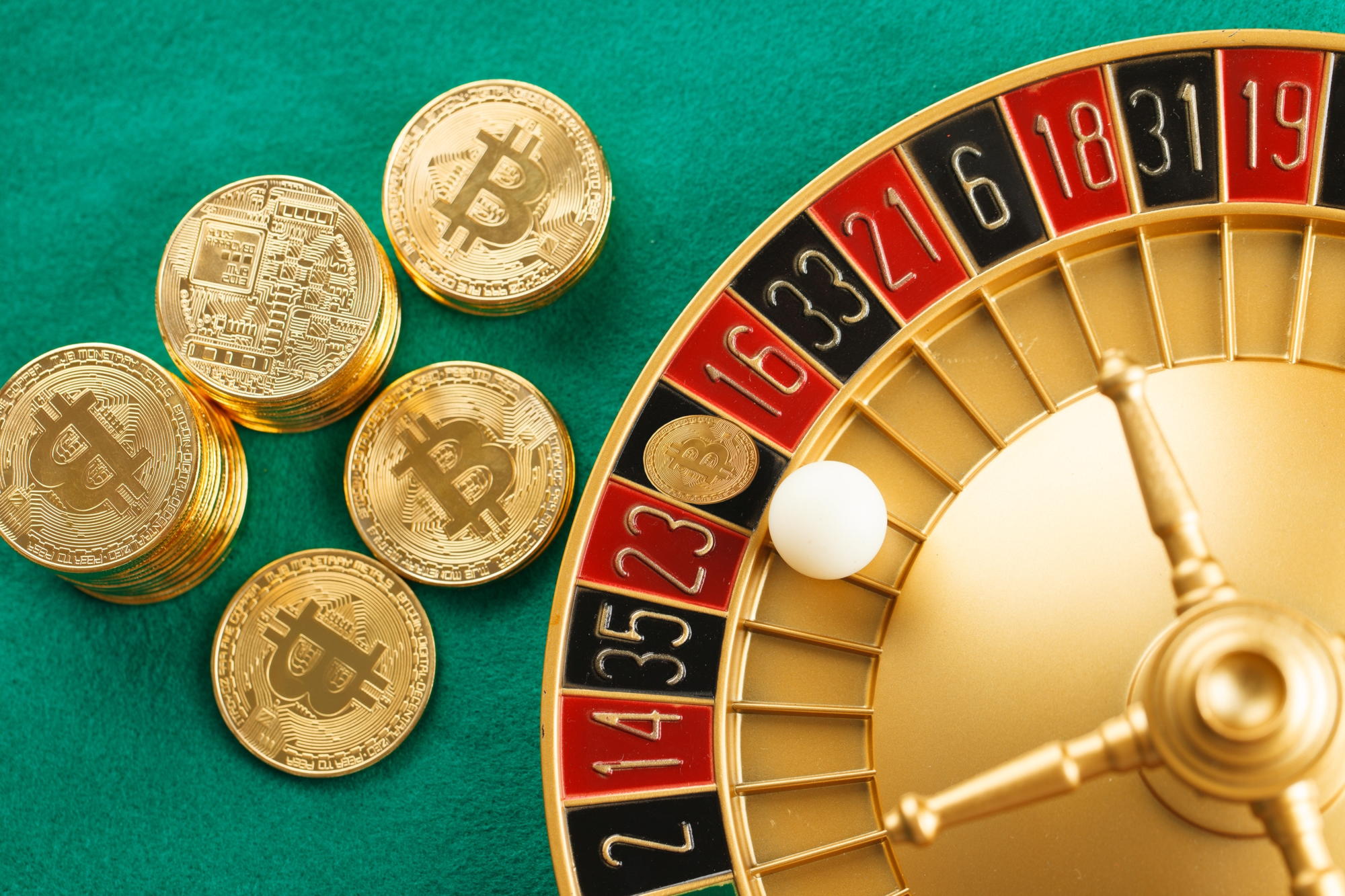 EUR 345 FREE Chip at CasiPlay Casino