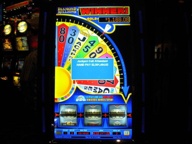 Eur 390 free chip casino at 888 Casino