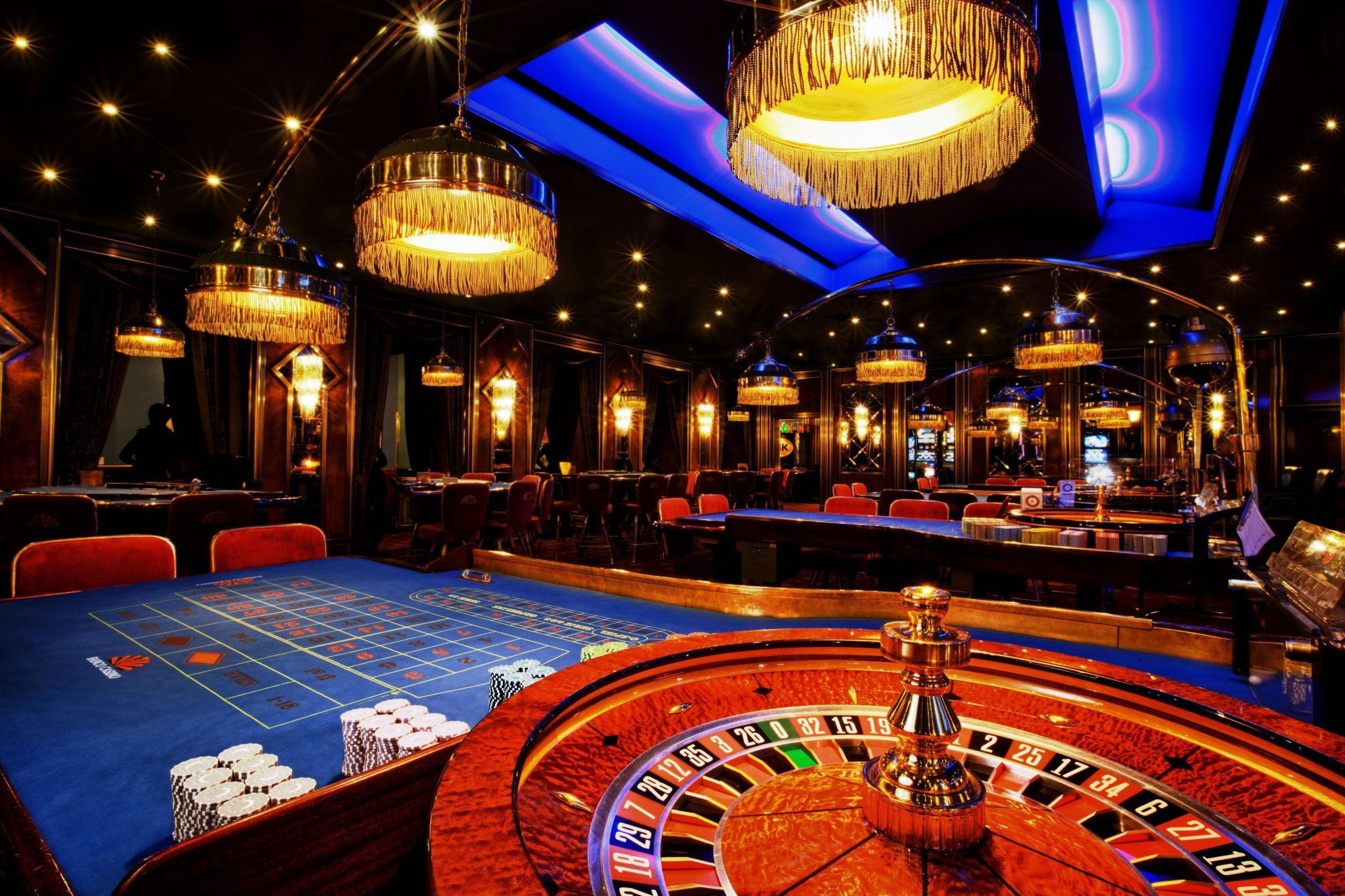EUR 230 Mobile freeroll slot tournament at CasiPlay Casino
