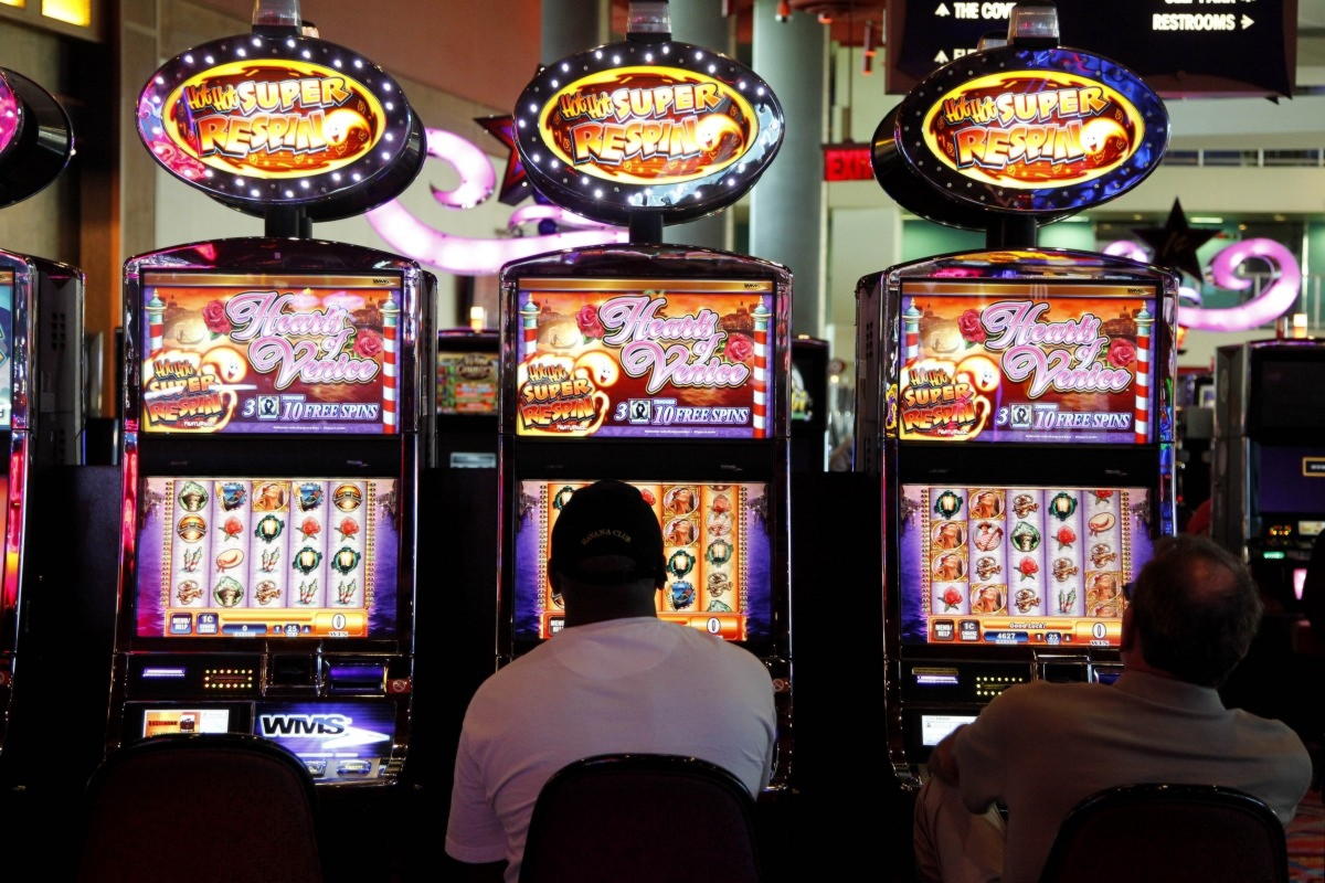 EURO 4785 no deposit bonus code at Party Casino