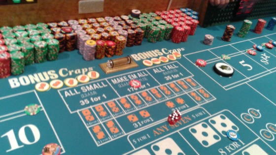 £565 free chip at Casino com
