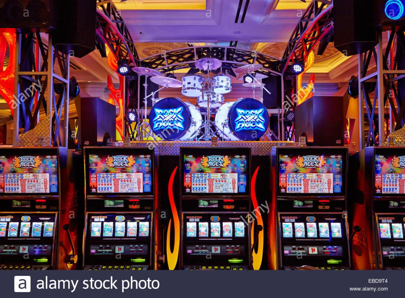 EUR 66 Daily freeroll slot tournament at 888 Casino