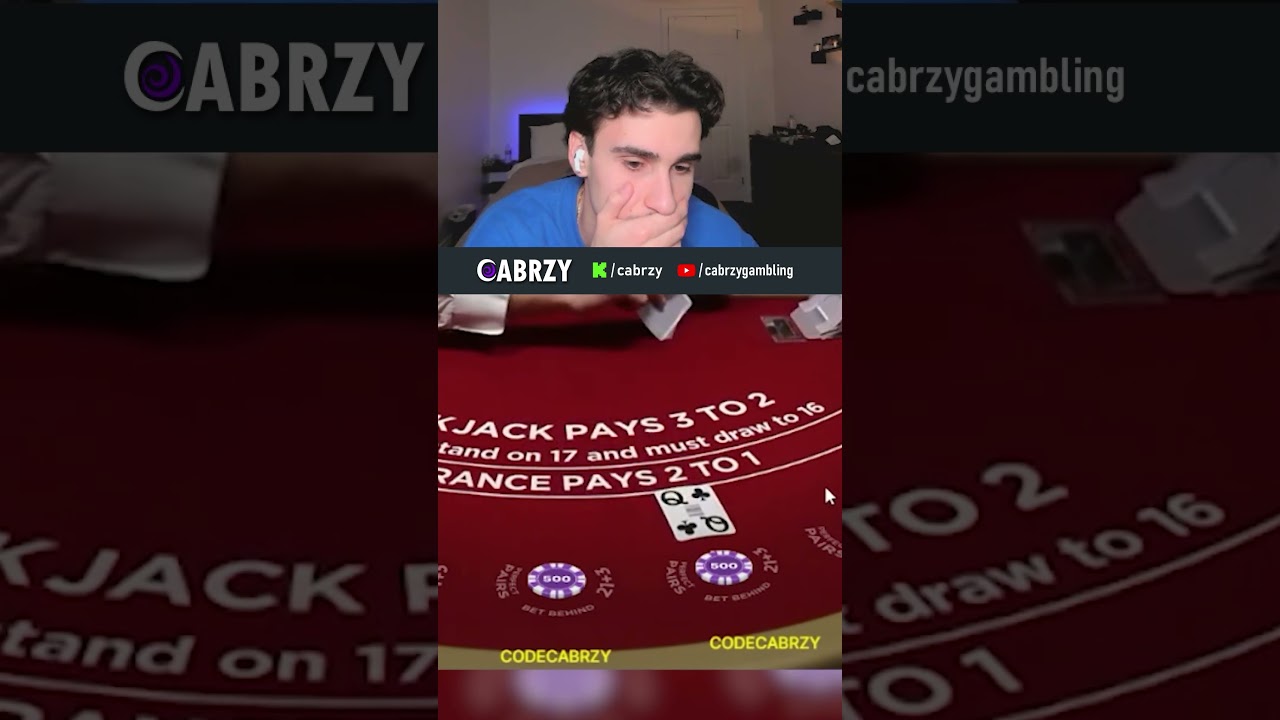"I MISCLICKED" | ONLINE BLACKJACK MAKES STREAMER RAGE ? #shorts #cabrzy #casino #blackjack
